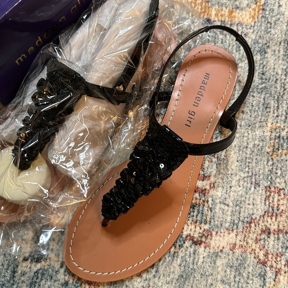 Madden girl Mikam black sequin sandal size 8 - Picture 2 of 4